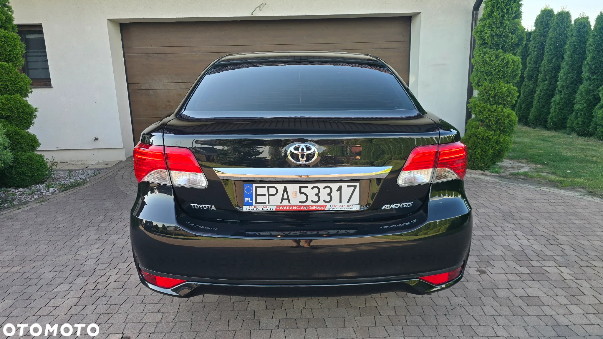 Toyota Avensis - 8