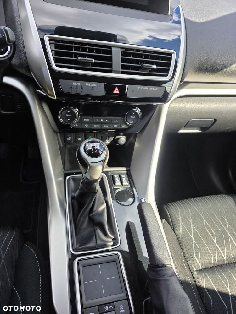 Mitsubishi Eclipse Cross 1.5 T Invite Plus - 6