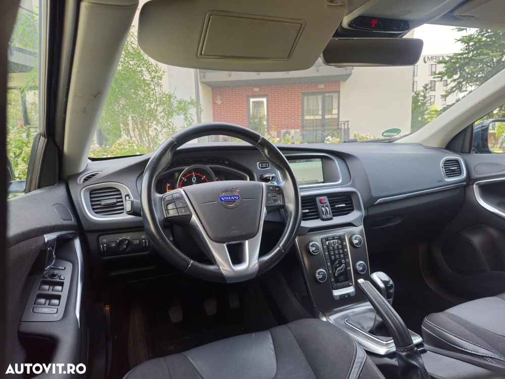 Volvo V40 D4 RDesign - 7