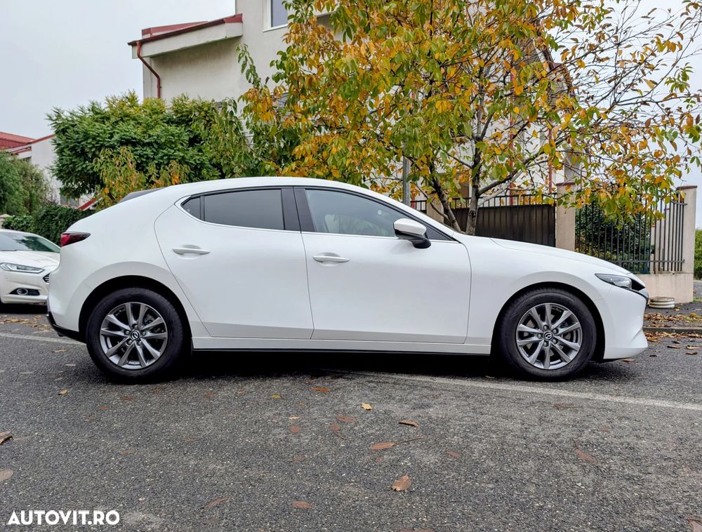 Mazda 3 e-Skyactiv G122 MHEV - 12
