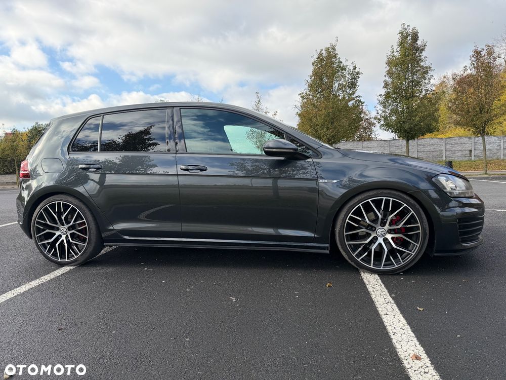 Volkswagen Golf 2.0 TDI BMT GTD DSG - 4