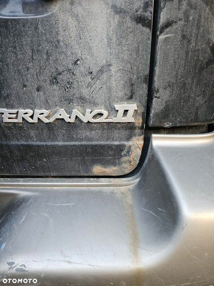 Nissan Terrano 2.7 TDi Comfort - 11