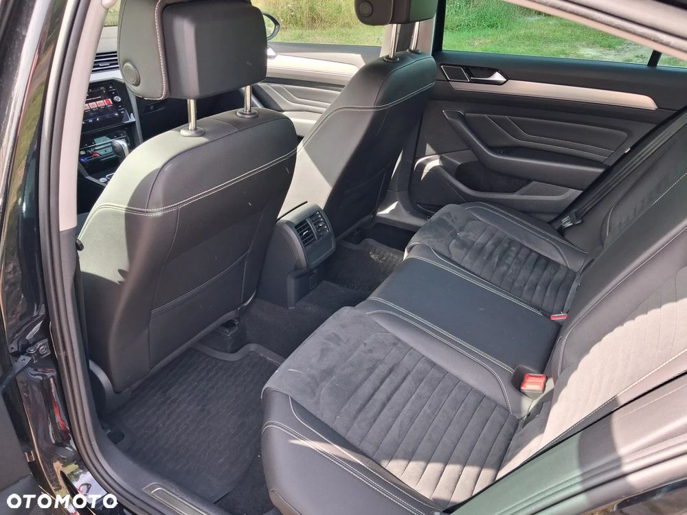 Volkswagen Passat - 7