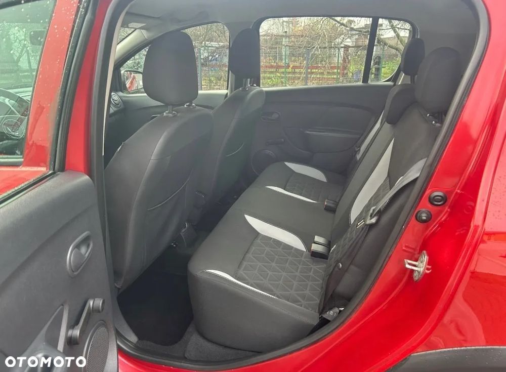 Dacia Sandero 0.9 TCe Laureate - 17