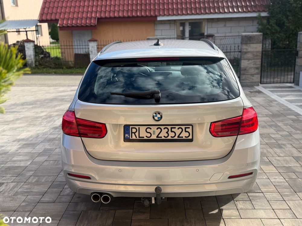 BMW Seria 3 320d Edition Luxury Line Purity - 36