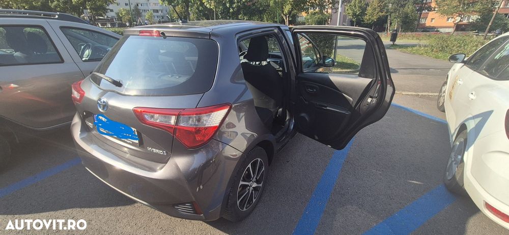 Toyota Yaris - 6