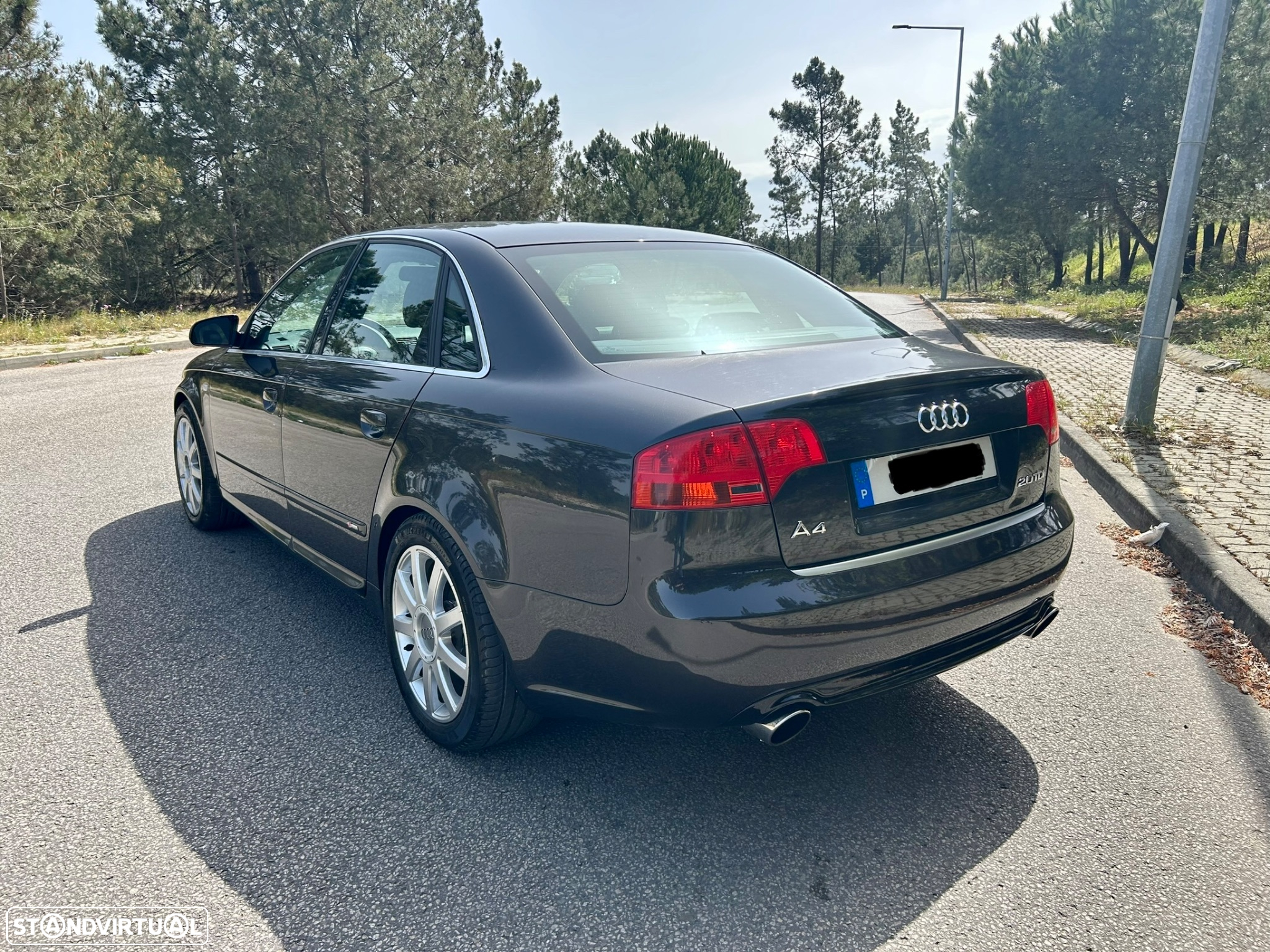 Audi A4 2.0 TDI S-line - 4