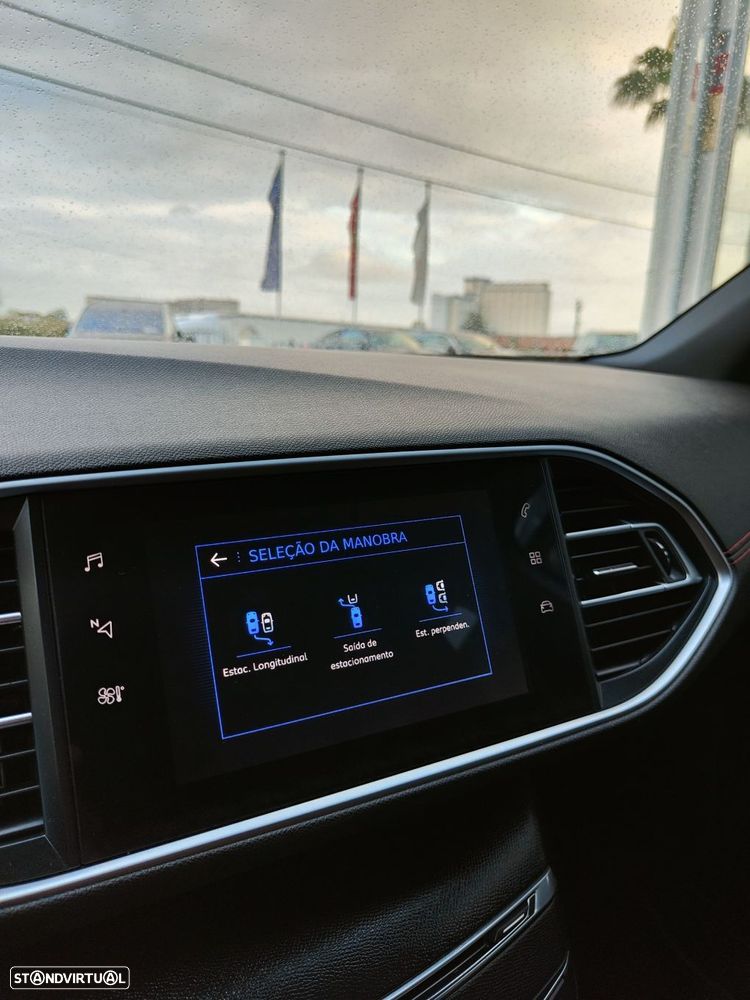 Peugeot 308 SW 1.5 BlueHDi GT EAT8 - 57