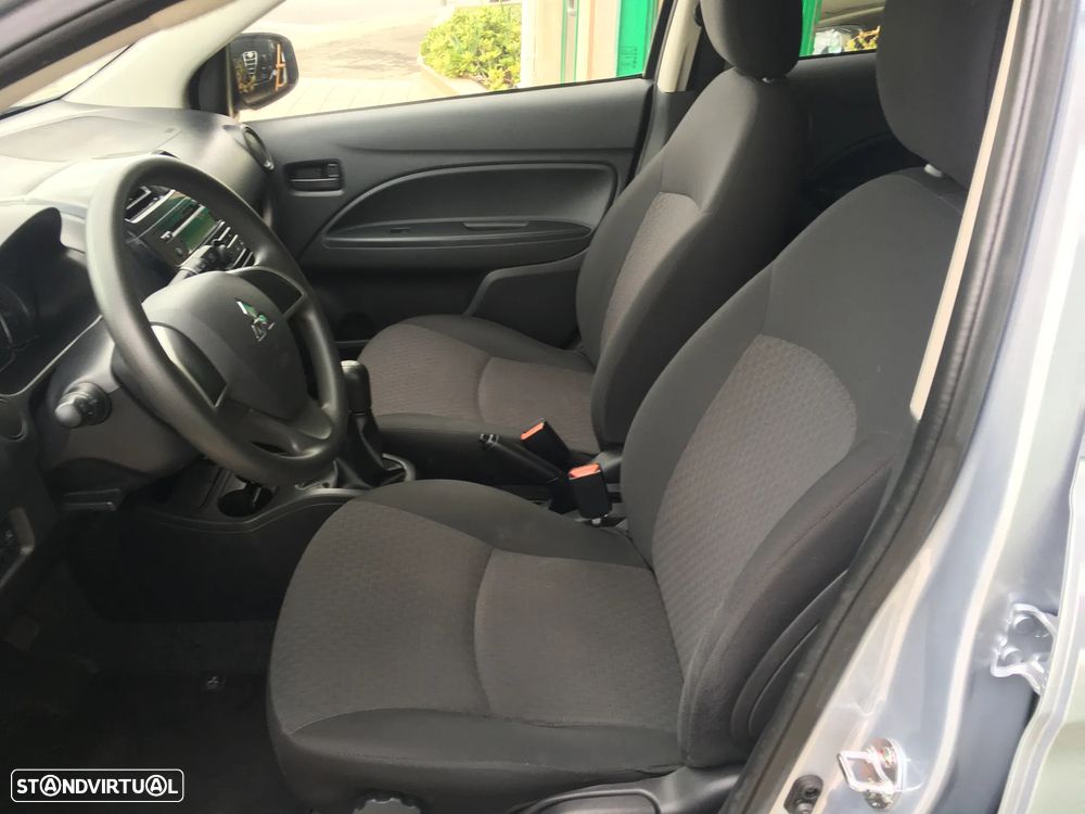 Mitsubishi Space Star - 11