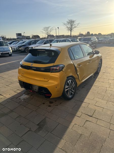 Peugeot 208 PureTech 100 EAT8 Allure - 7