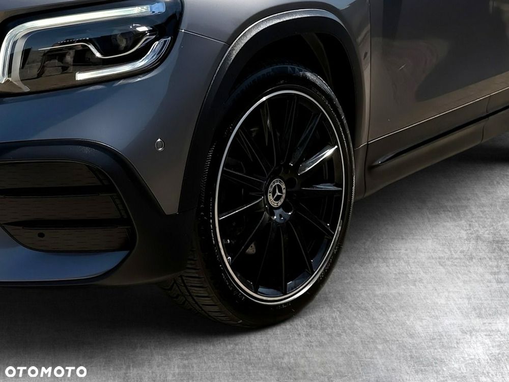 Mercedes-Benz GLB - 10