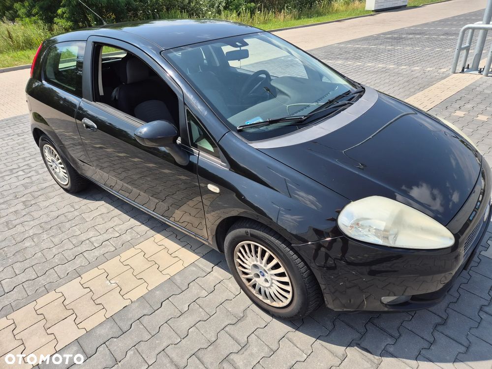 Fiat Grande Punto - 8