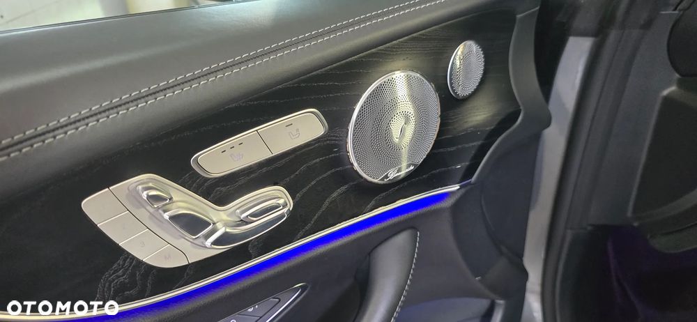 Mercedes-Benz Klasa E 220 d Coupe 4-Matic 9G-TRONIC - 14