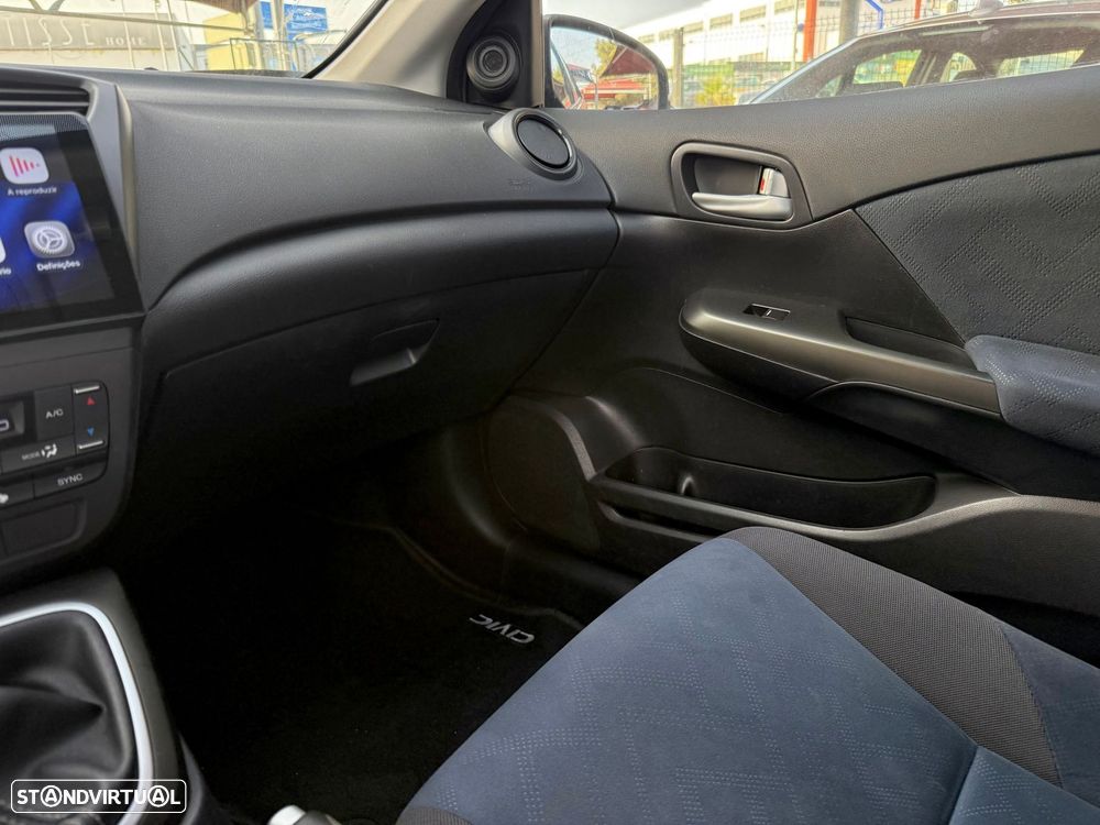 Honda Civic 1.4 i-VTEC Sport - 17