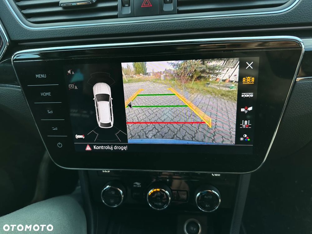 Skoda Superb 2.0 TDI SCR L&K DSG - 13