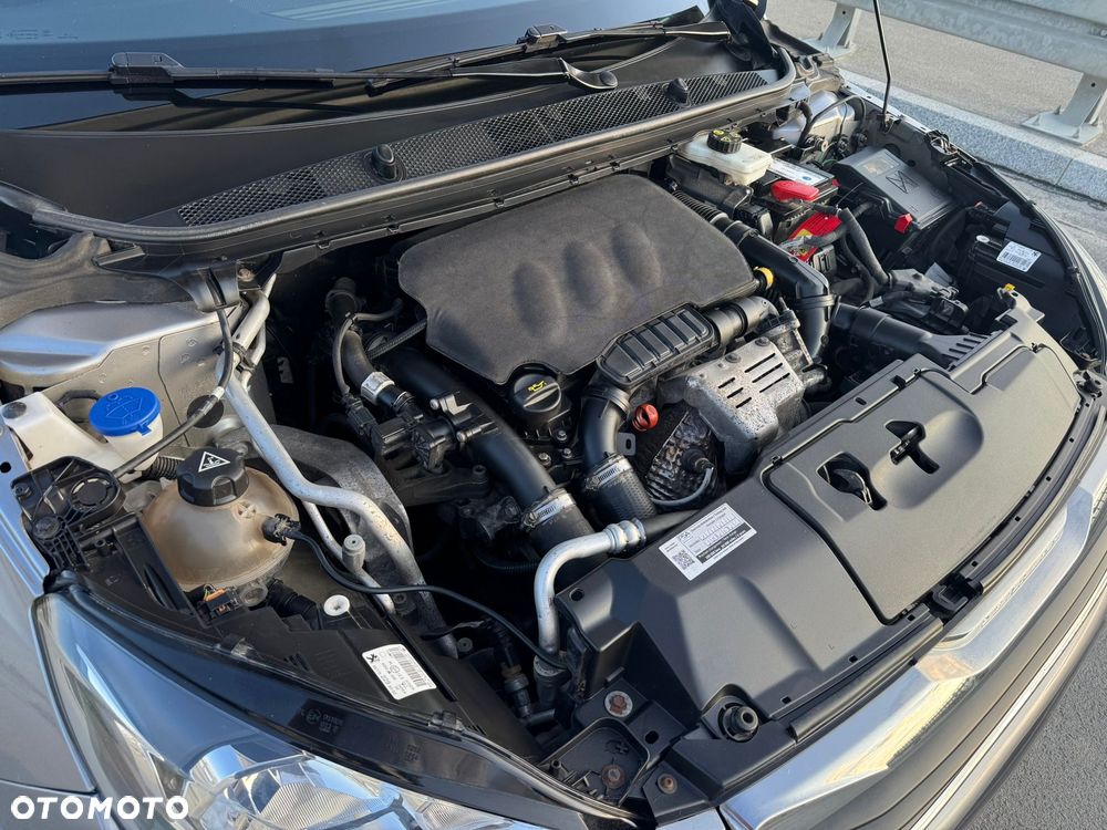 Peugeot 308 1.2 PureTech Active S&S - 13
