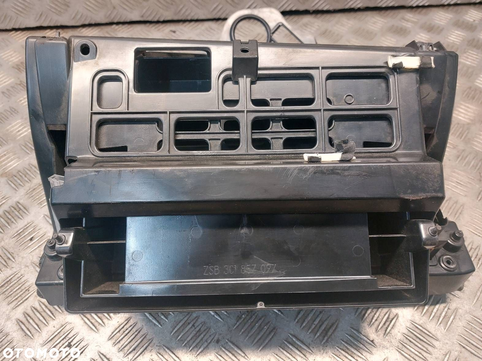 SCHOWEK PASAŻERA VOLKSWAGEN PASSAT B6 3C1857097AQ 3C1857101 3C1857114 - 4