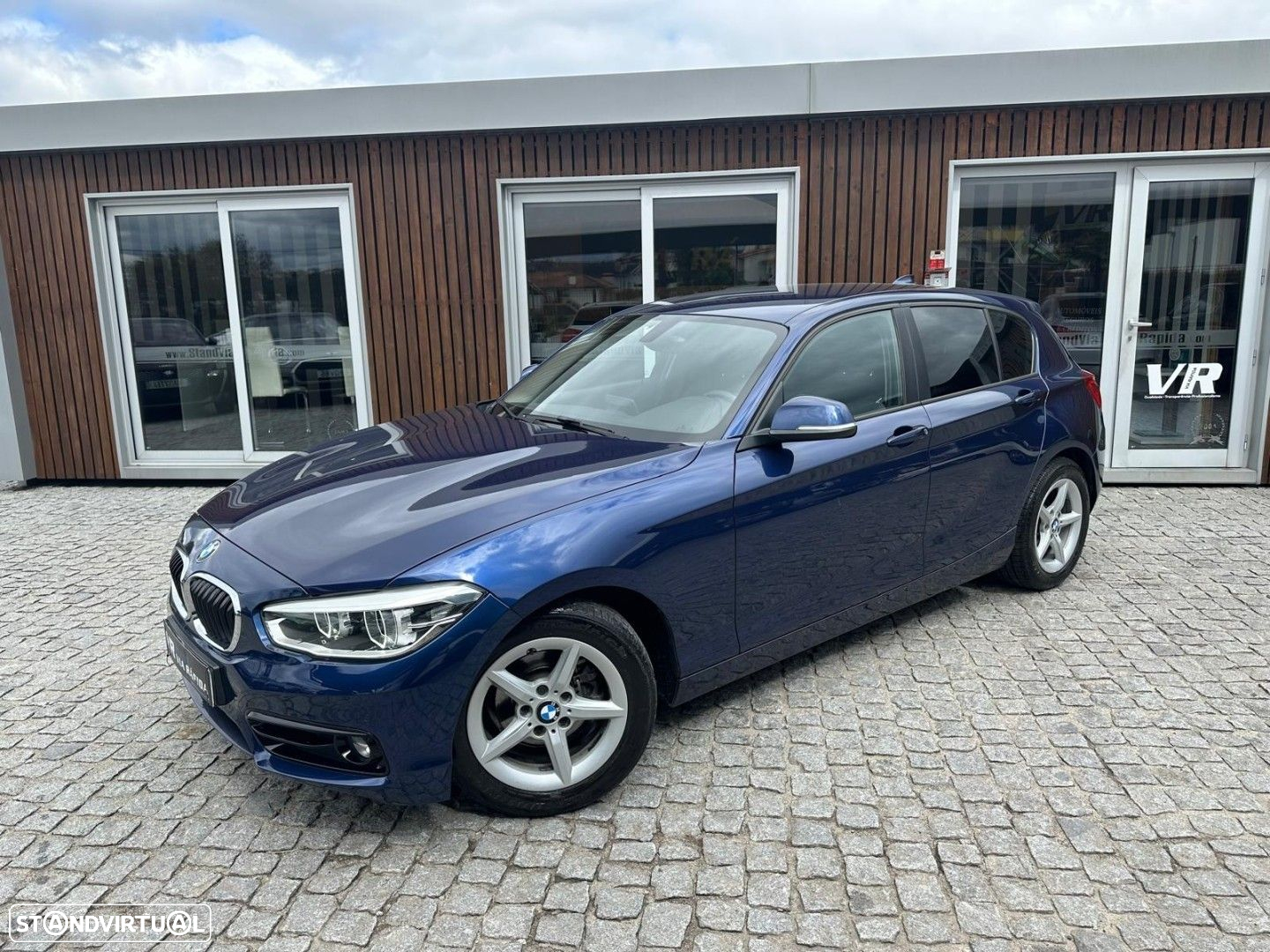 BMW 116 d EDynamics Advantage - 21
