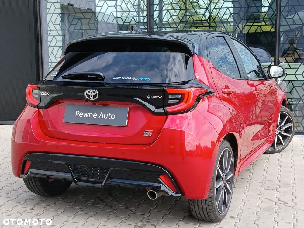 Toyota Yaris Hybrid 1.5 GR Sport - 12