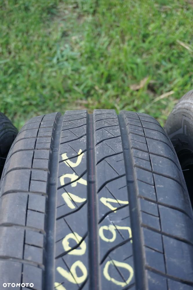 215 60 17C Bridgestone duravis 7mm - 5