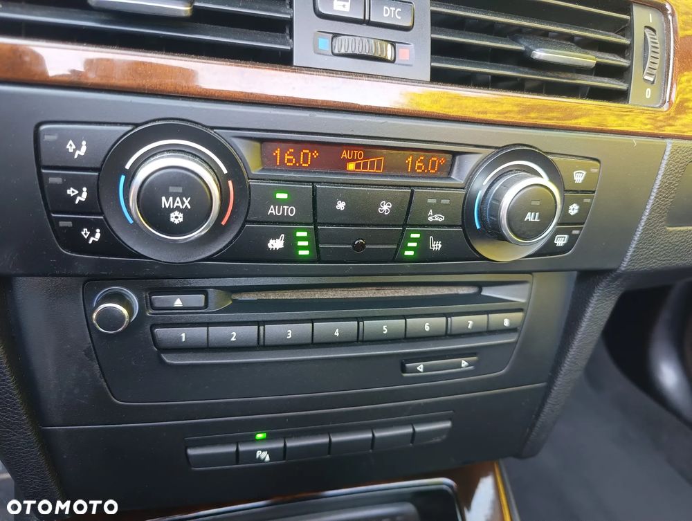BMW Seria 3 320d Efficient Dynamic Edition Luxury Line - 8