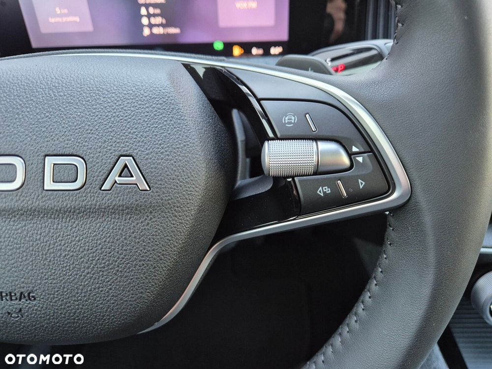 Skoda Superb 2.0 TDI SCR 4x4 Edition 130 DSG - 37