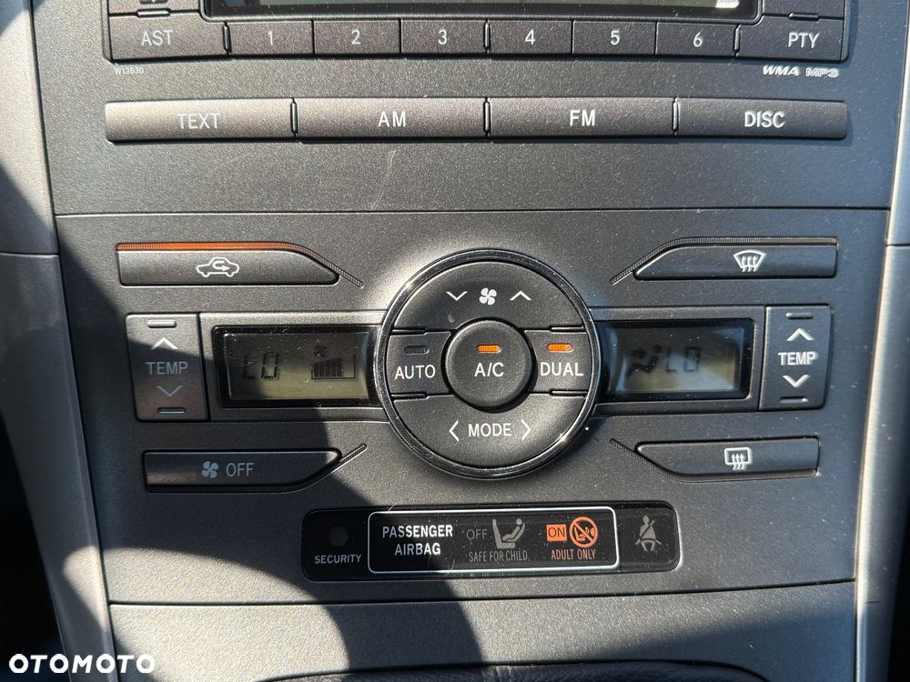 Toyota Auris 2.0 D-4D Edition - 35