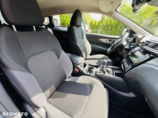 Nissan Qashqai 1.3 DIG-T N-Connecta - 17