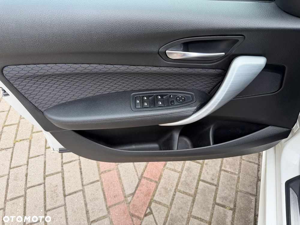 BMW Seria 1 - 15
