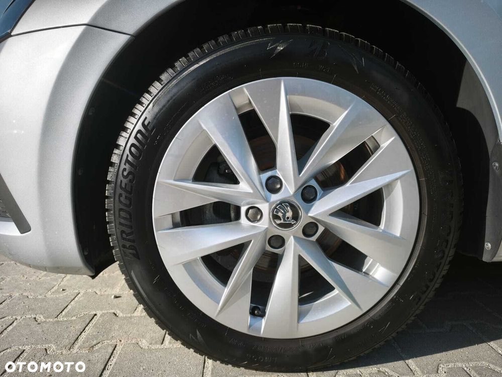 Skoda Octavia 1.5 TSI ACT Ambition - 38