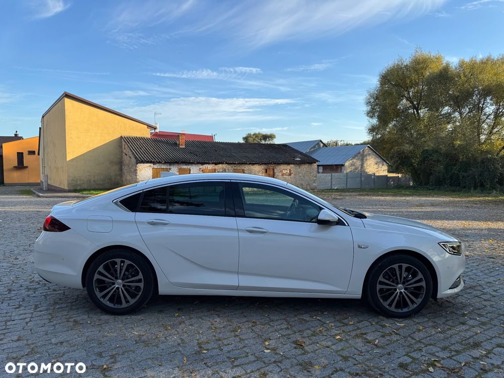 Opel Insignia - 14