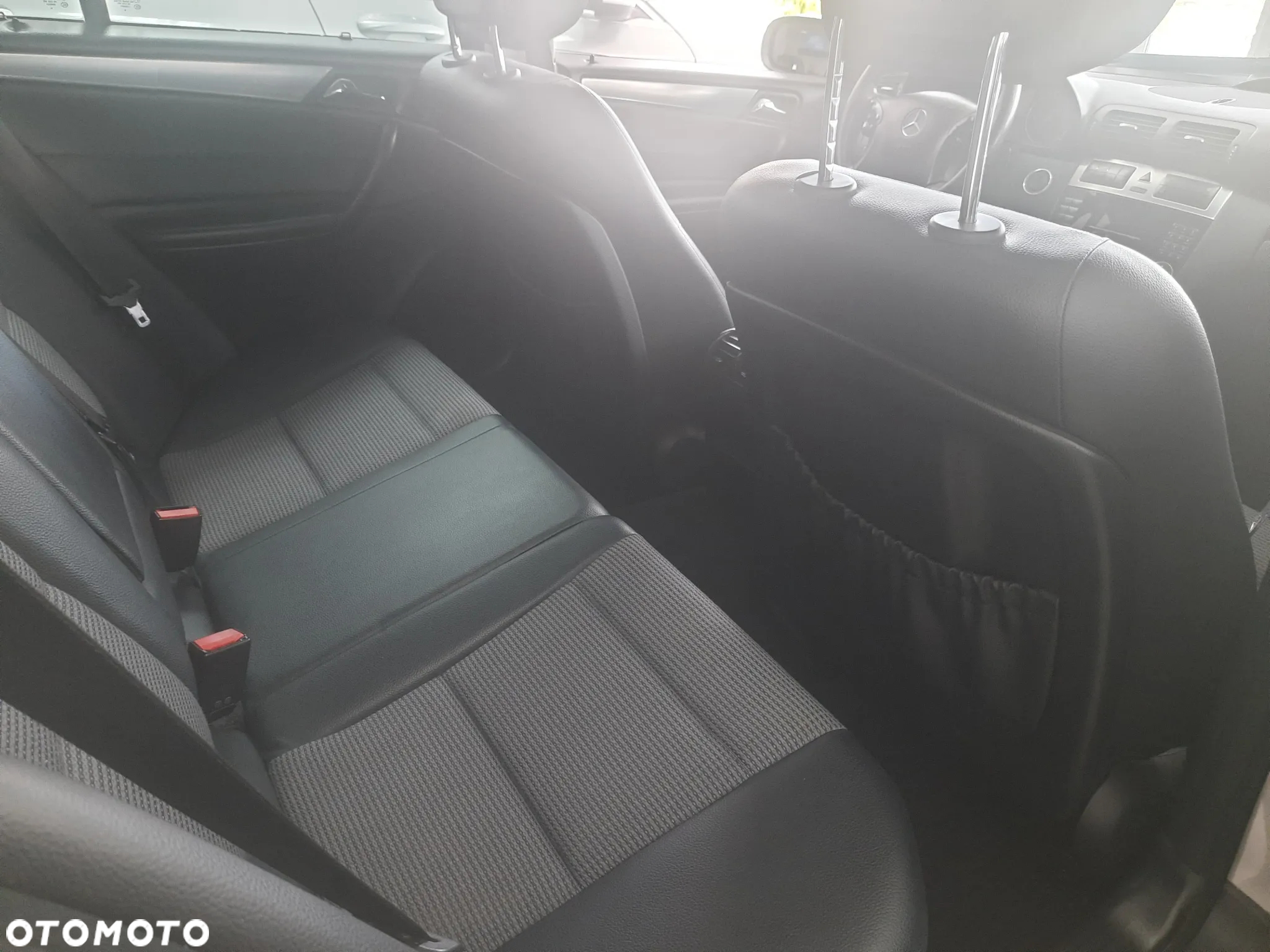 Mercedes-Benz Klasa C 180 T Kompressor Avantgarde Starline - 19