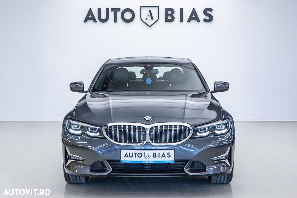 BMW Seria 3 318i Aut. Sport Line - 23