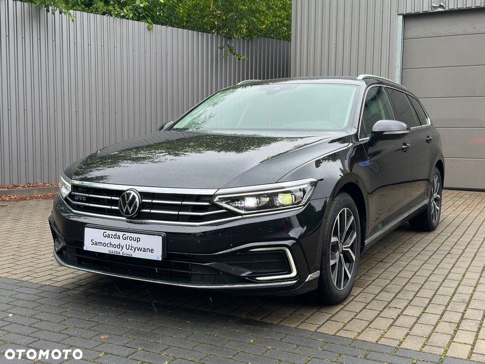 Volkswagen Passat - 4