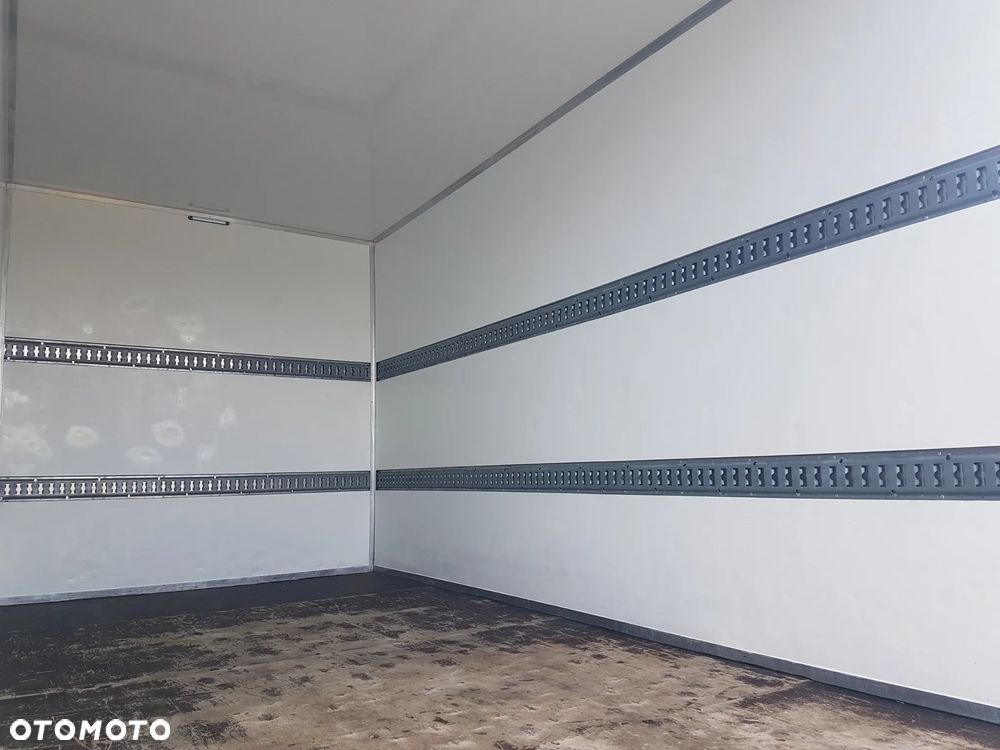 Mercedes-Benz Sprinter 8EP KONTENER 4,22x2,16x2,31 KLIMA 314CDI MANUAL 6-BIEGÓW - 17