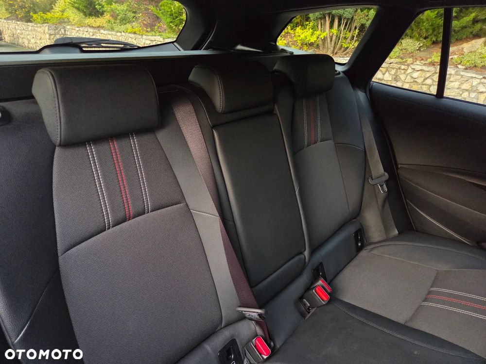 Toyota Corolla 1.8 Hybrid GR Sport - 29