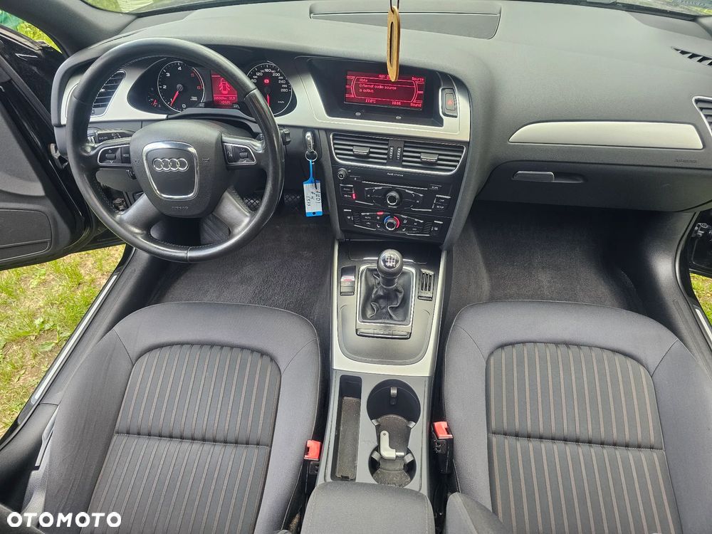 Audi A4 Avant 2.0 TDI DPF Ambiente - 20