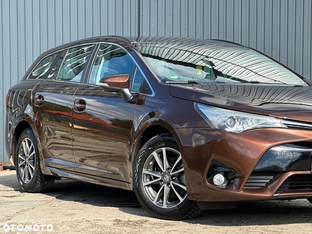 Toyota Avensis Touring Sports 1.6 D-4D Business Edition - 4