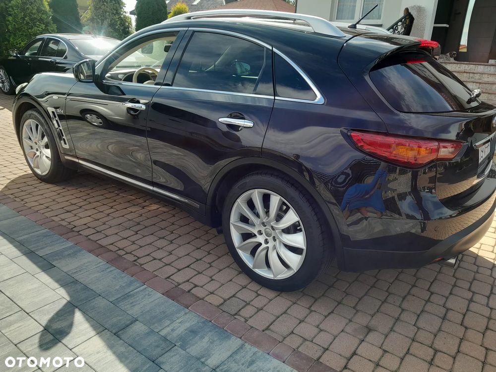 Infiniti QX70 3.0d S - 6
