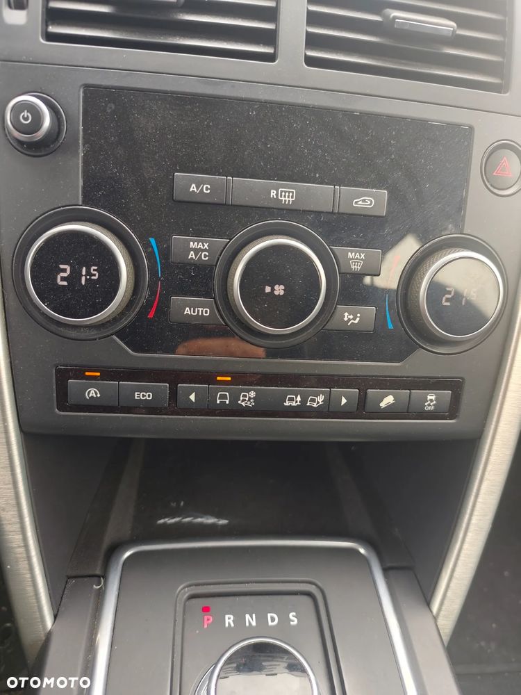 Land Rover Discovery Sport D150 HSE - 13