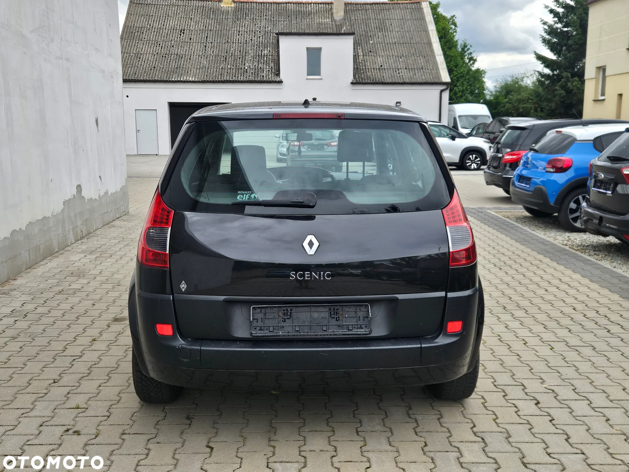 Renault Scenic 1.6 16V 110 Expression - 12