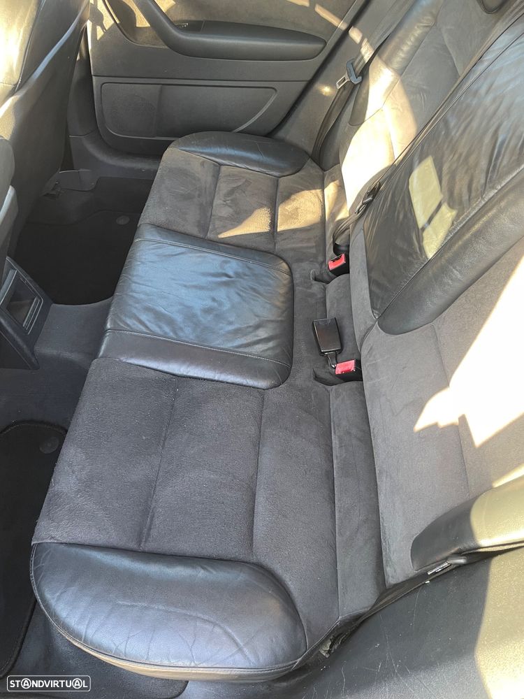 Audi A3 Sportback 2.0 TDI Ambition - 8