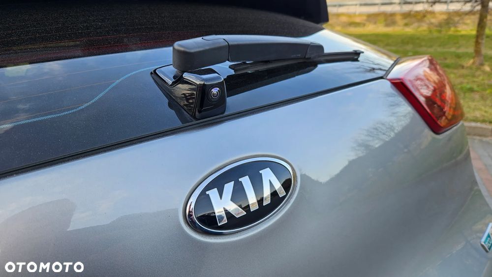 Kia Niro 1.6 GDI 2WD Edition 7 - 15