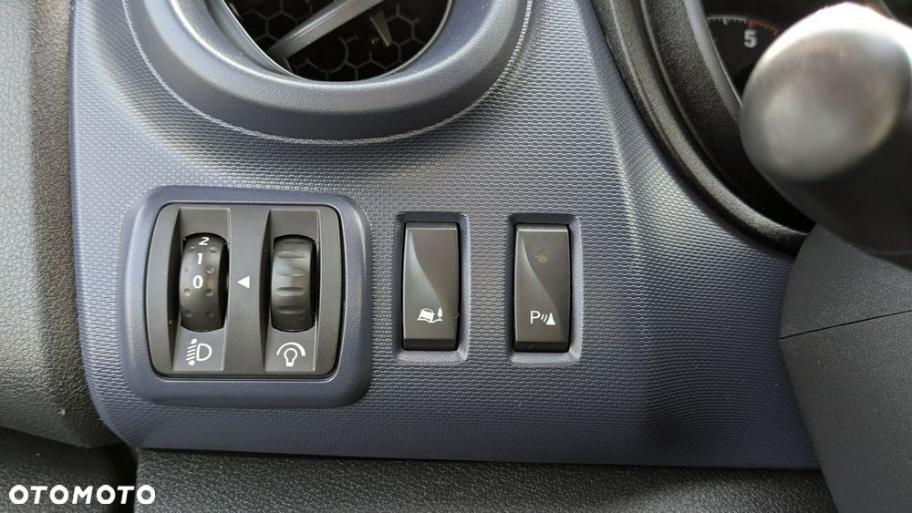 Opel Vivaro - 27