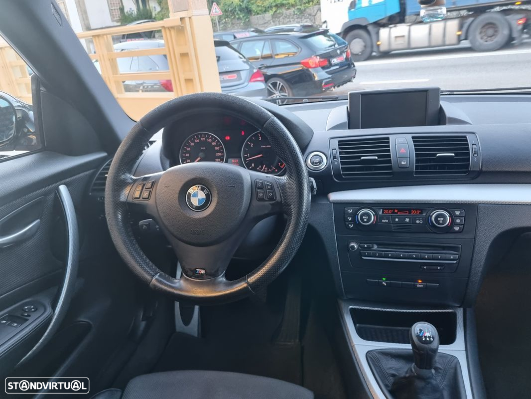 BMW 118 i - 21
