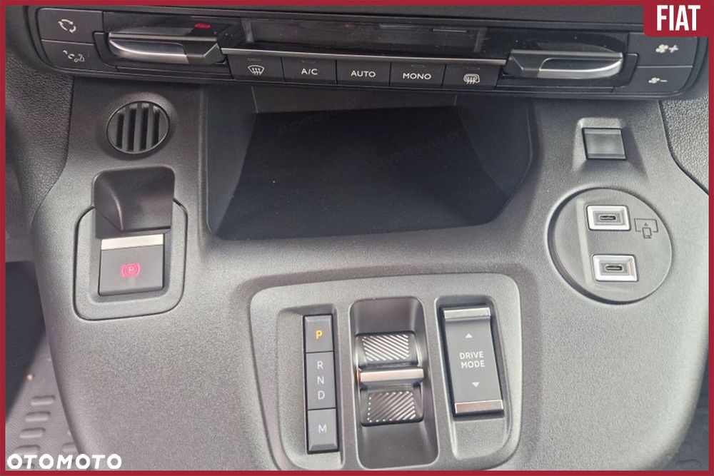 Fiat Doblo Cargo/Van Zabudowa Brygadowa AT8 1.5 130KM - 13