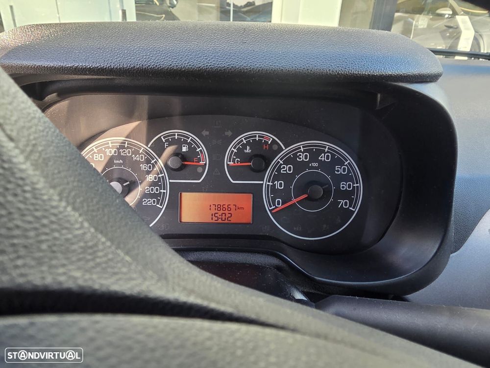 Fiat Grande Punto - 6