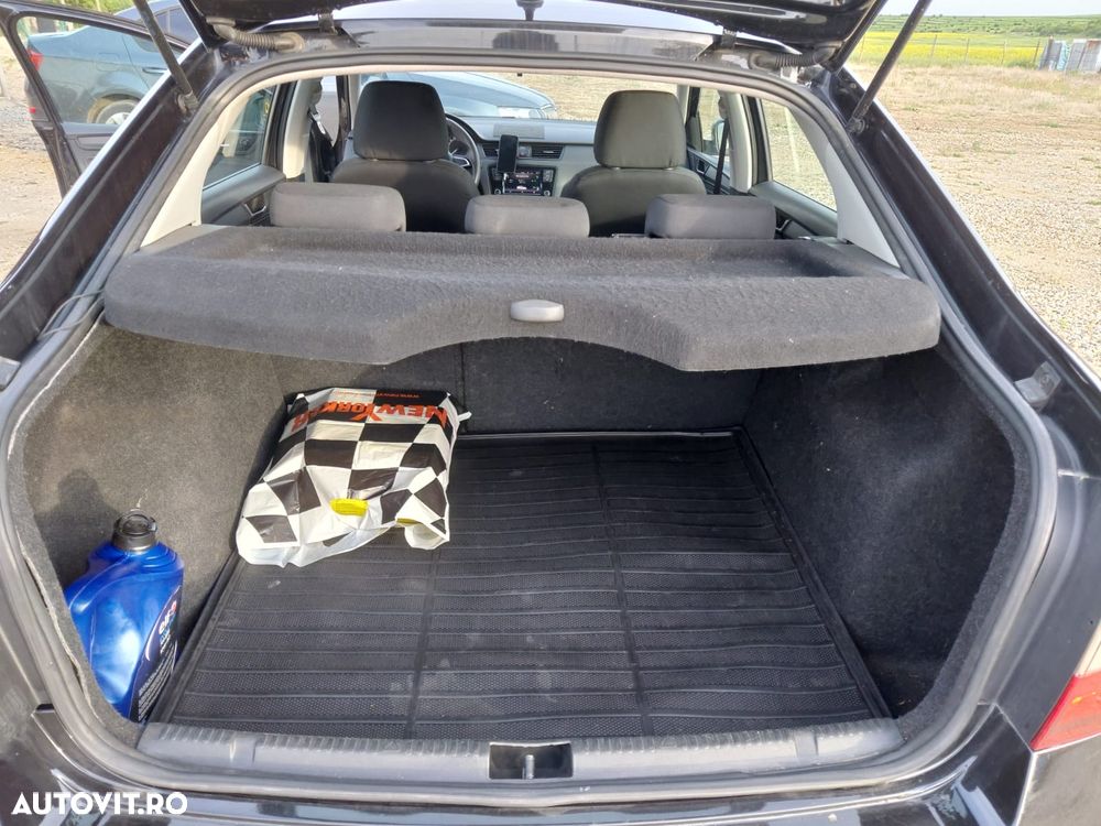 Skoda RAPID 1.6 TDI Ambition - 15