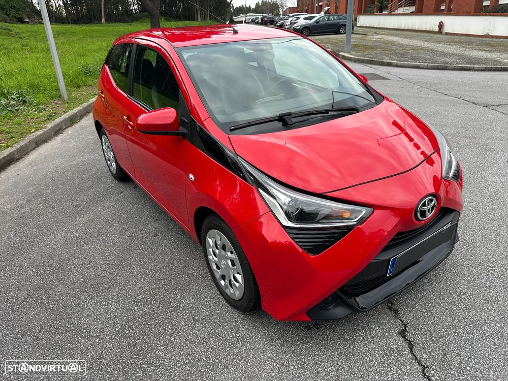 Toyota Aygo x-play - 36