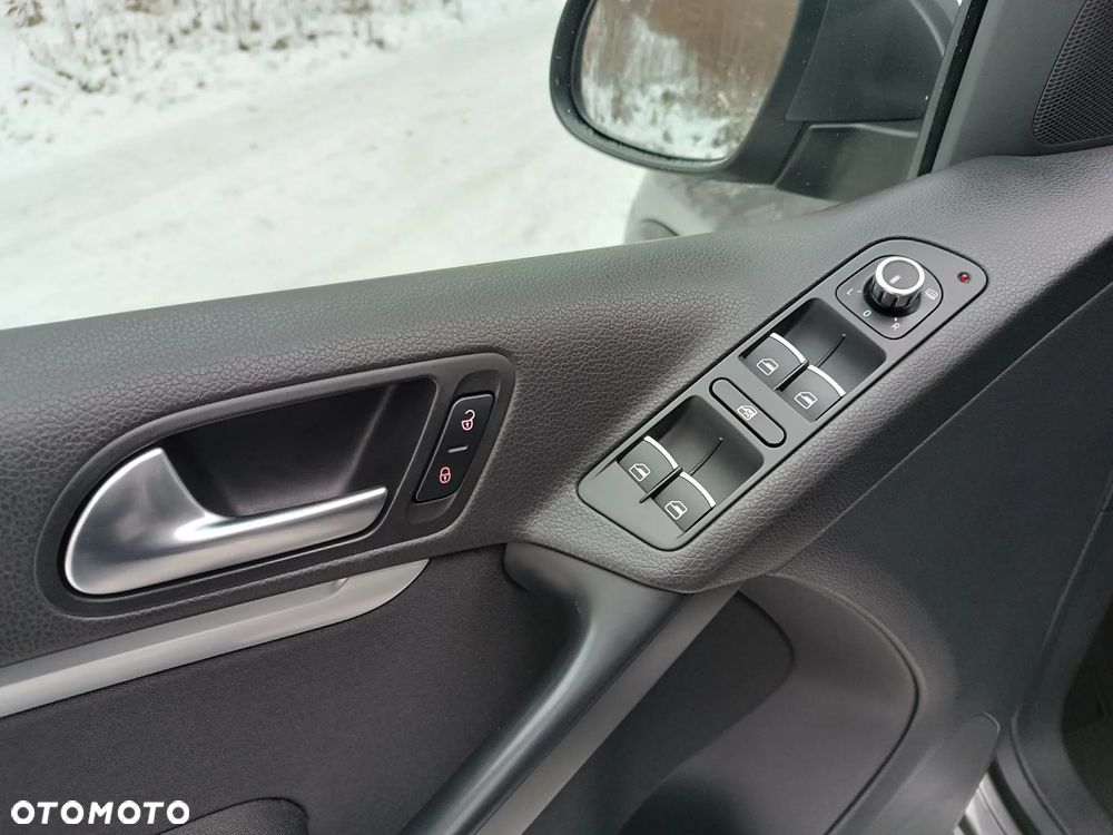 Volkswagen Tiguan 2.0 TDI DPF 4Motion Sport & Style - 32